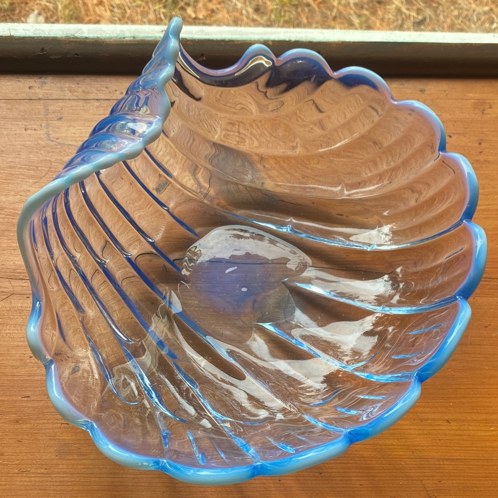 Duncan & Miller vintage opalescent shell Sanibel Artisan glass statement decor. - Picture 4 of 7